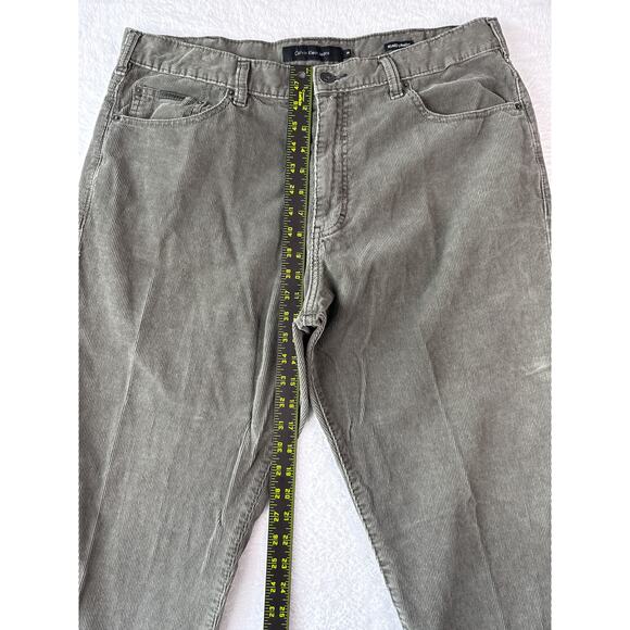 Calvin Klein Jeans Mens Relaxed Fit Corduroy Pants Size 38 Olive Straight Leg - Picture 3 of 8